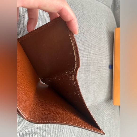 ✨ Louis Vuitton Monogram Compact Wallet BOX NOT INCLUDED - Picture 14 of 16